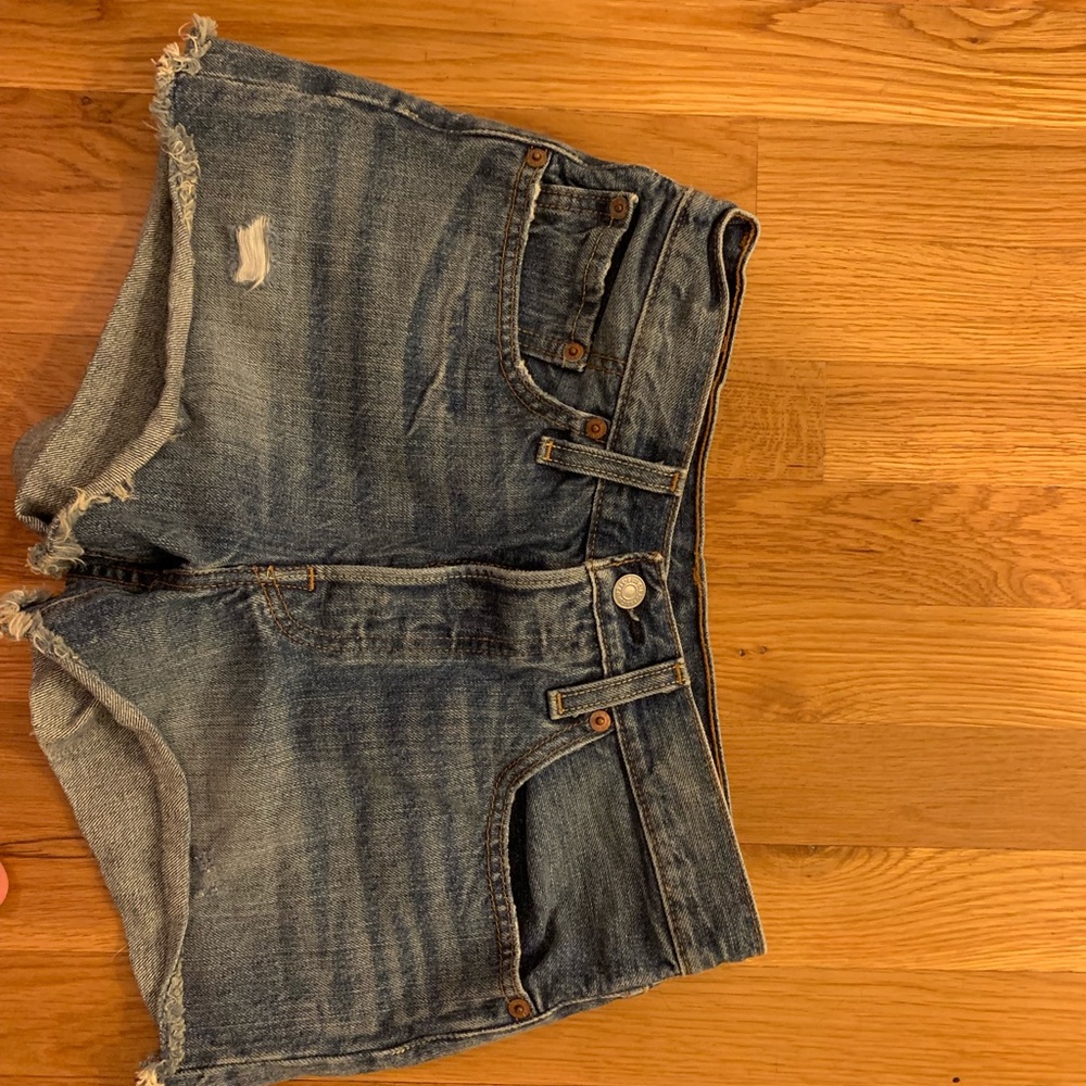 Levi Shorts -501 size 26